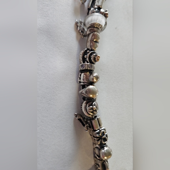 Pandora. Original Pandora clasp snake chain bracelet with charms - Picture 3 of 4